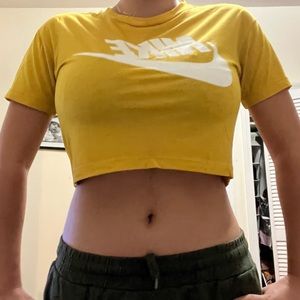 Nike crop top 💛 Size: S (but will fit XS-L)